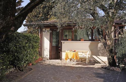 Polpenazze del Garda Apartment | GARDA GREEN COTTAGE