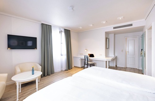 Stadtmitte Hotel | Garner Hotel Post Aschaffenburg by IHG