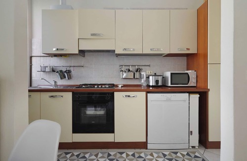 Porta Genova Apartment | Genova25 - One Bedroom Apartment, Sleeps 3