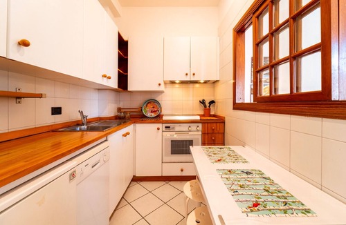 Como Apartment | Gerbett Apartment with Terrace by Wonderful Italy