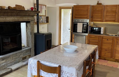 Livo Cottage | Ghema Mountain House in Livo - Holiday House on Como Lake