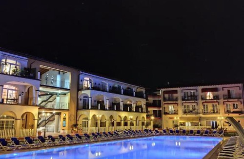 Toscolano Maderno Apartment | Giardino dei Colori Dianella Appartamenti Pool Relax &Family friendly