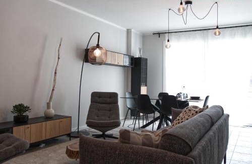 San Donato Milanese House | Green Park Guesthouse