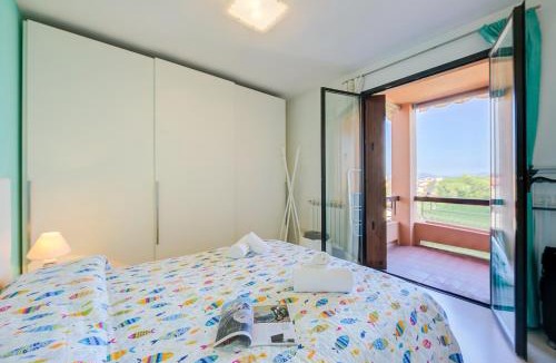 Rivoltella Apartment | Green Tiffany Apartment - Happy Rentals