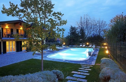 Cadenabbia Apartment | Griante residence apartment no 3 with pool and spa by Italian Apartments