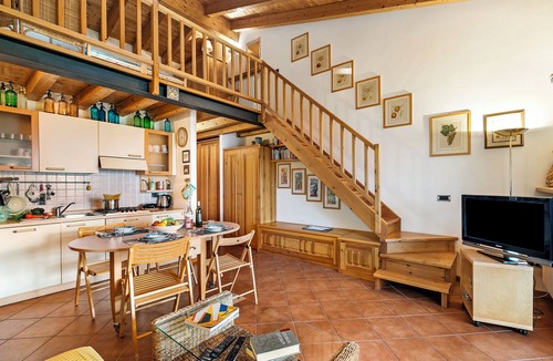 Toscolano Maderno Apartment | Grotten Loft with lake view & pool, Toscolano Maderno, Italy
