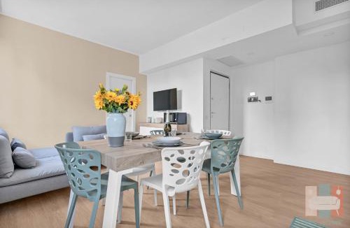 Precotto Apartment | GUA13 - Loreto - Large Apartment - Central