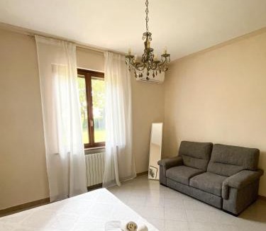 Scandolara Ravara Apartment | Guadetto House