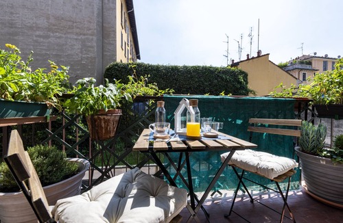 Guastalla Apartment | Guastalla lovely studio with romantic terrace