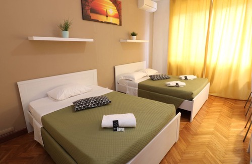 Centro Direzionale House | Guest House Pirelli