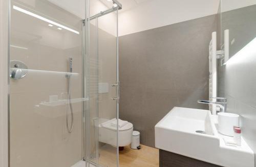 Ponte Seveso Apartment | GuestHost - Stazione Centrale Sleek Apartment