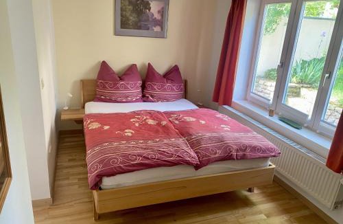 Idstein Apartment | Häuschen mit Gartenblick