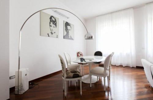 Porta Venezia Apartment | HACCA Collection - Porta Venezia 3BR