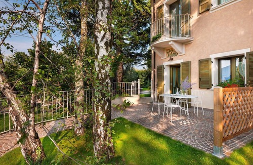 Santigaro Apartment | Holiday apartment San Felice del Benaco for 1 - 4 persons with 1 bedroom - Holiday apartment