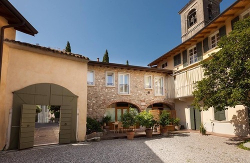 San Felice del Benaco Apartment | Holiday apartment San Felice del Benaco for 1 - 5 persons with 1 bedroom - Holiday apartment in one