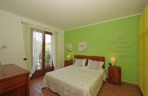Castello Apartment | Holiday apartment Puegnago sul Garda for 1 - 4 persons with 2 bedrooms - Twin house