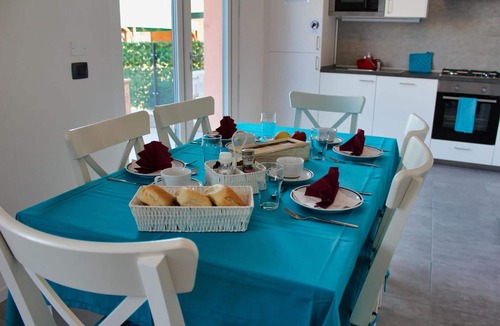 Manerba del Garda Apartment | Holiday apartment Manerba del Garda for 1 - 5 persons with 2 bedrooms - Holiday apartment in one or
