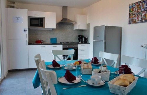 Manerba del Garda Apartment | Holiday apartment Manerba del Garda for 1 - 5 persons with 2 bedrooms - Holiday apartment in one or