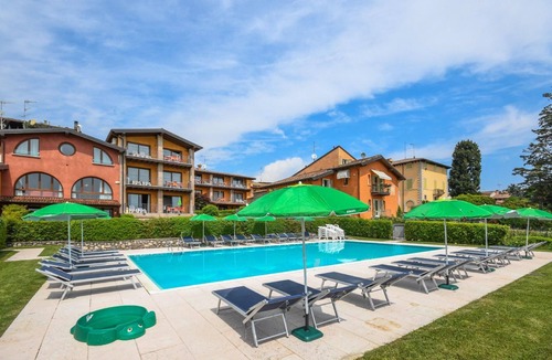 Moniga del Garda Apartment | Holiday apartment Moniga del Garda for 1 - 4 persons with 1 bedroom - Holiday apartment