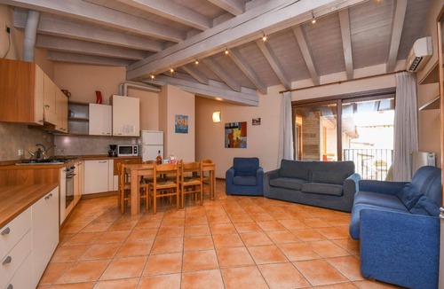Moniga del Garda Apartment | Holiday apartment Moniga del Garda for 1 - 6 persons with 2 bedrooms - Holiday apartment