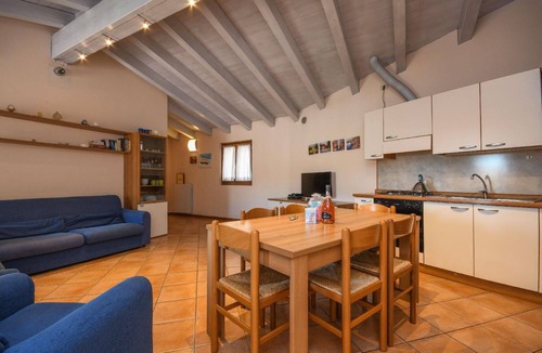 Moniga del Garda Apartment | Holiday apartment Moniga del Garda for 1 - 6 persons with 2 bedrooms - Holiday apartment