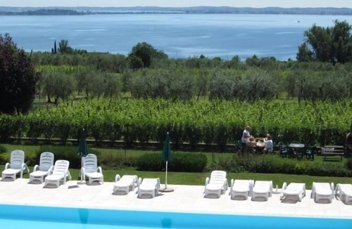 Moniga del Garda Apartment | Holiday apartment Moniga del Garda for 1 - 6 persons with 2 bedrooms - Holiday apartment in one or m