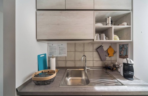 Lierna Apartment | Holiday Apartment Casa Royale Appartamento Terra with Mountain View, Wi-Fi, A/C