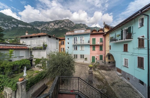 Lierna Apartment | Holiday Apartment Casa Royale Appartamento Aria with Lake, and Mountain View, Wi-Fi, A/C