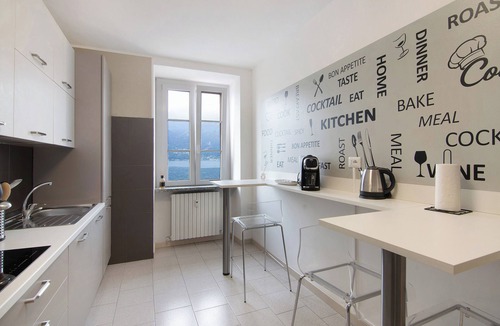 Colico Piano Apartment | Holiday Apartment "Colico Center" with Lake View & Wi-Fi