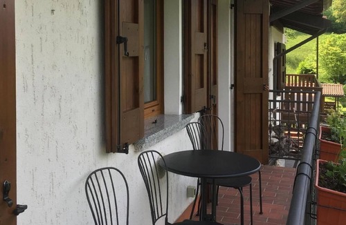 Crone Apartment | Holiday apartment Idro for 1 - 4 persons with 2 bedrooms - Twin house