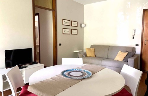 Colombare Apartment | Holiday apartment 200 m to the beach