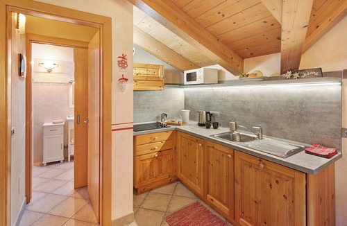 Livigno Apartment | Holiday Apartment 'Stelle Chalet Martina' Near Ski Slopes with Garden & Wi-Fi