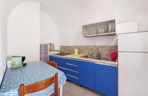 Civiglio Apartment | Holiday Apartment "Tramonti" with Mountain View, Private Heated Pool & Wi-Fi