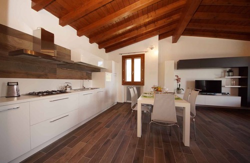 Tignale Apartment | Holiday apartment with view onto Lake Garda