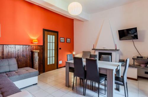 Gittana House | Holiday Home Angela by Interhome