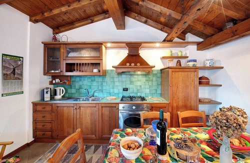 Paglio House | Holiday Home "Baita Margherita" with Mountain View & Private Terrace