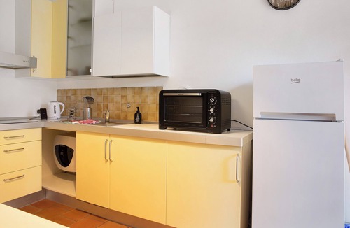 Cosio Valtellino House | Holiday Home 'Casa Nel Bosco' with Wi-Fi