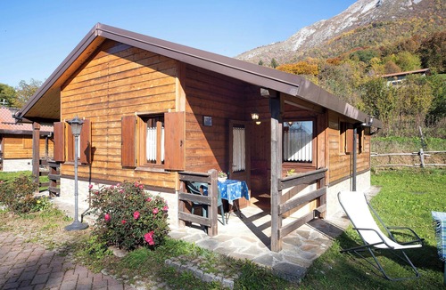 Barzio House | Holiday Home "Casa Genziana" with Mountain View, Wi-Fi & Garden