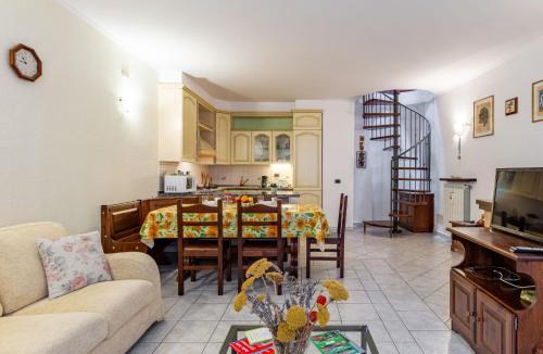 Corrido House | Holiday Home Girasole by Interhome
