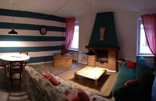Volta Mantovana House | Holiday home in the historic center of Volta Mantovana, a few km from Lake Garda