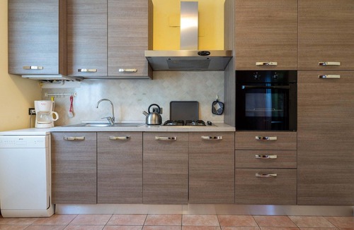 Crone House | Holiday Home in Lombardy by Lake Idro