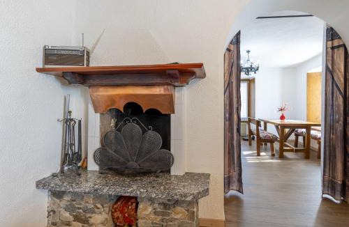 Villa di Tirano House | Holiday Home Morelli by Interhome