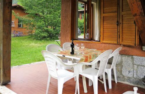 Vesta House | Holiday Home Villa Pineta by Interhome