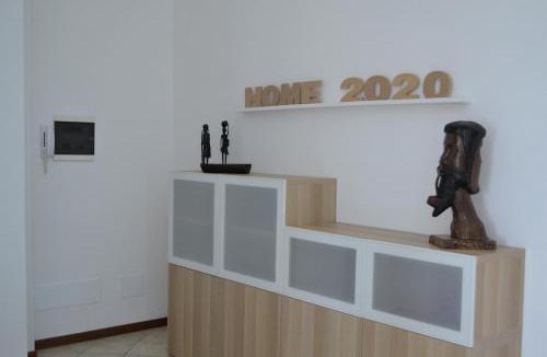 Giussano Apartment | HOME 2020: COME A CASA! FEEL AT HOME! WIE ZUHAUSE!