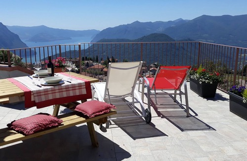 Bossico Apartment | Home Iseo Lake