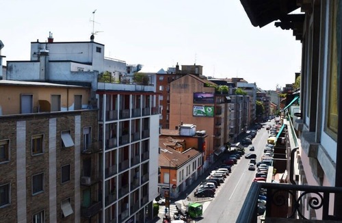 Casoretto Apartment | HomeLovers Warm and Cosy Flat Lambrate metro