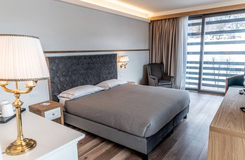 Aprica Hotel | Hotel ∙ 4 guests