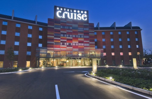 Montano Lucino Hotel | Hotel Cruise