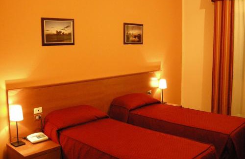 Rozzano Hotel | Hotel Forum
