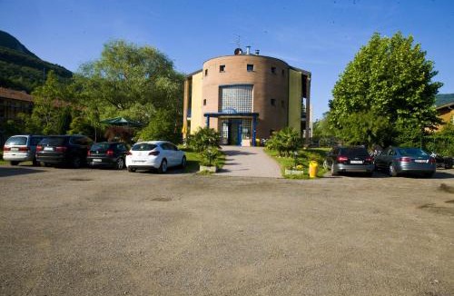 Porto Ceresio Hotel | Hotel Il Canneto